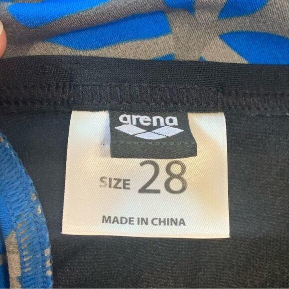 Arena Size 28 Polycarbonite II Challenge Back Fitness Swim New Condition Women’s - Picture 6 of 14